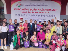  - Đón đoàn du khách Trung Quốc đến Huế trên chuyến tàu hỏa charter xuyên Việt