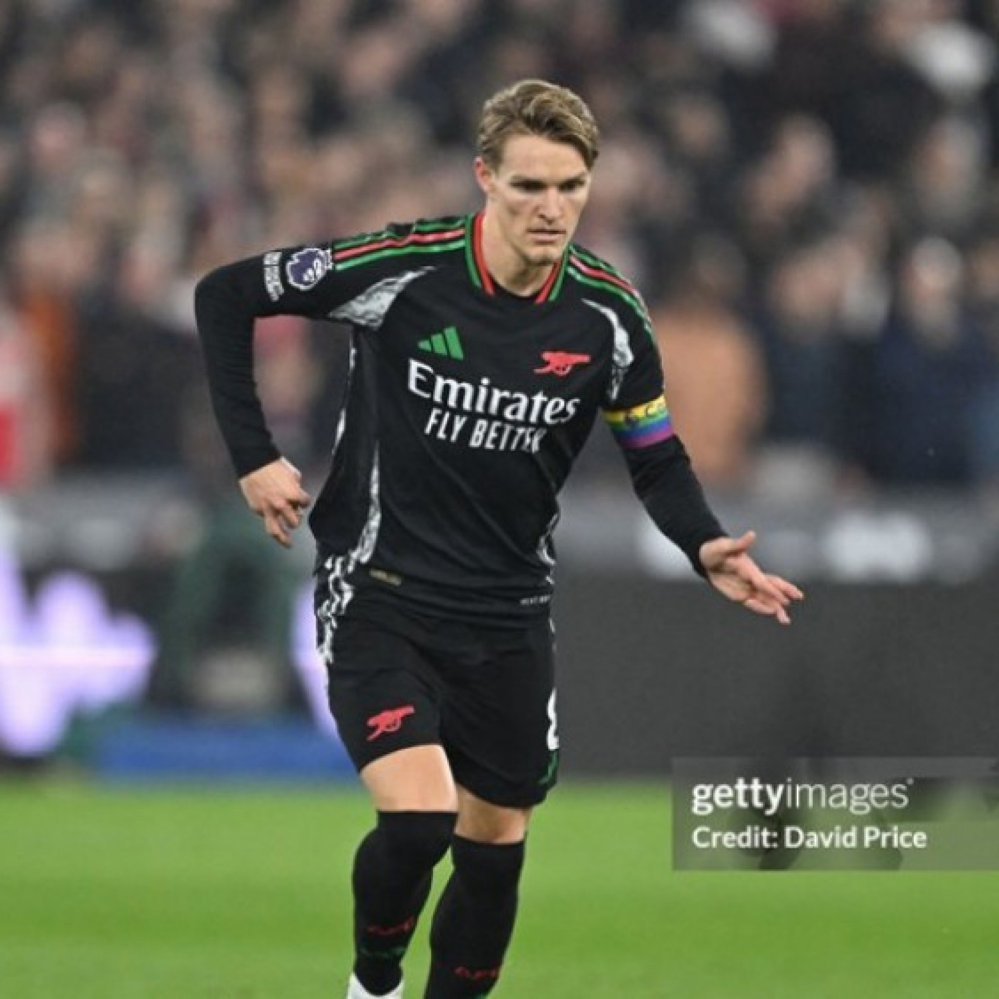  - Arsenal trở lại đua vô địch, cảm hứng từ "nhạc trưởng" Odegaard