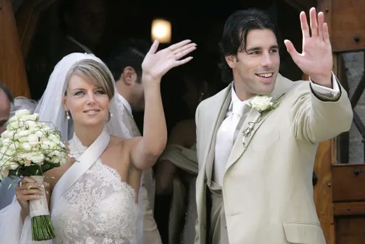 Van Nistelrooy gây sốt Ngoại hạng Anh: Người thương, kẻ ghét vì cá tính lớn - 3