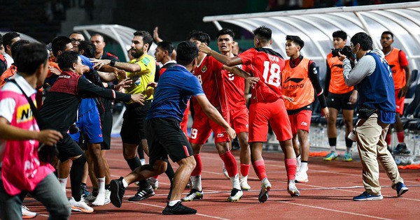 ĐT Indonesia hết "đá xấu", được khen "như học sinh ngoan" ở AFF Cup 2024 - 1