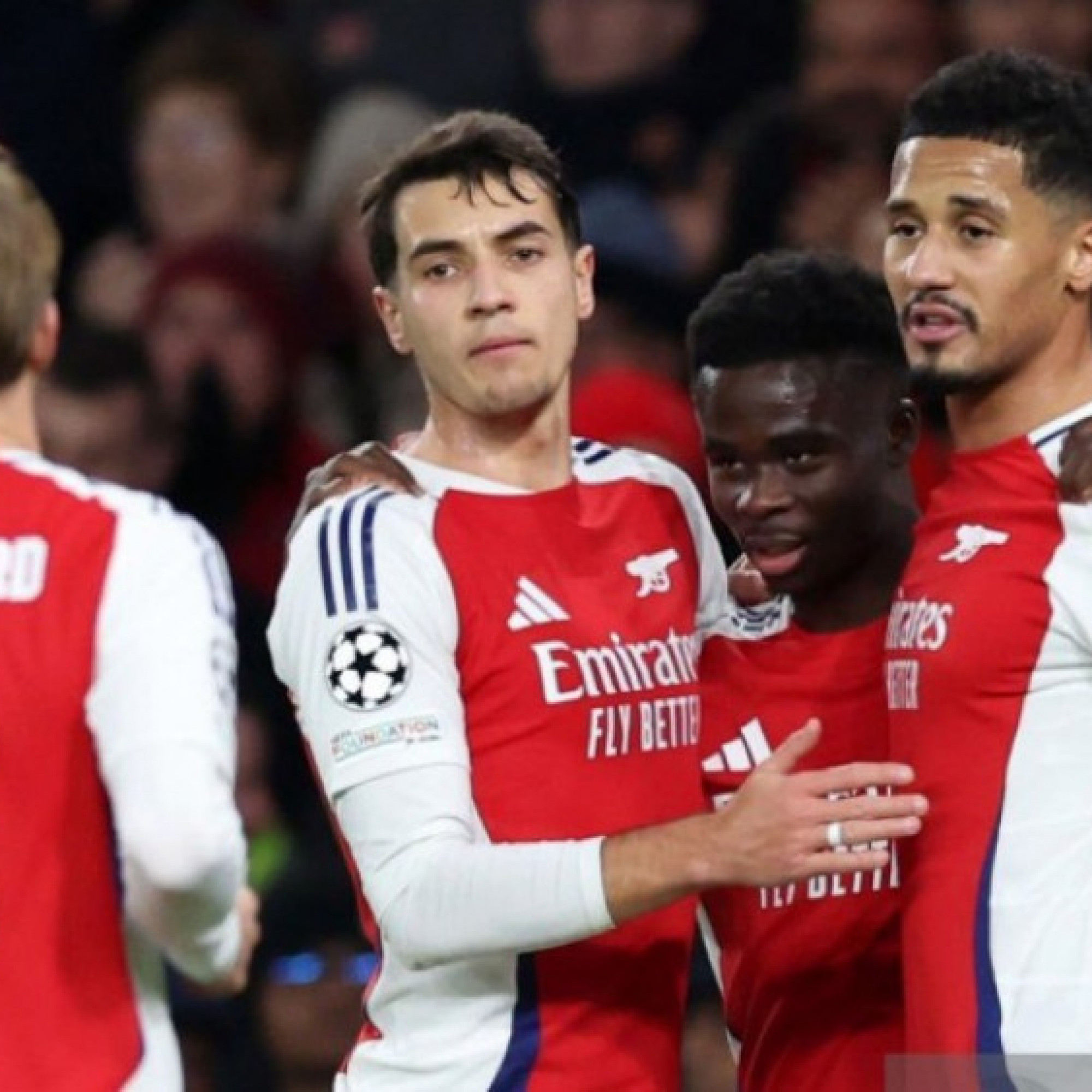  - Arsenal tiến gần vé đi tiếp ở Cúp C1, HLV Arteta có chuỗi bất bại ấn tượng