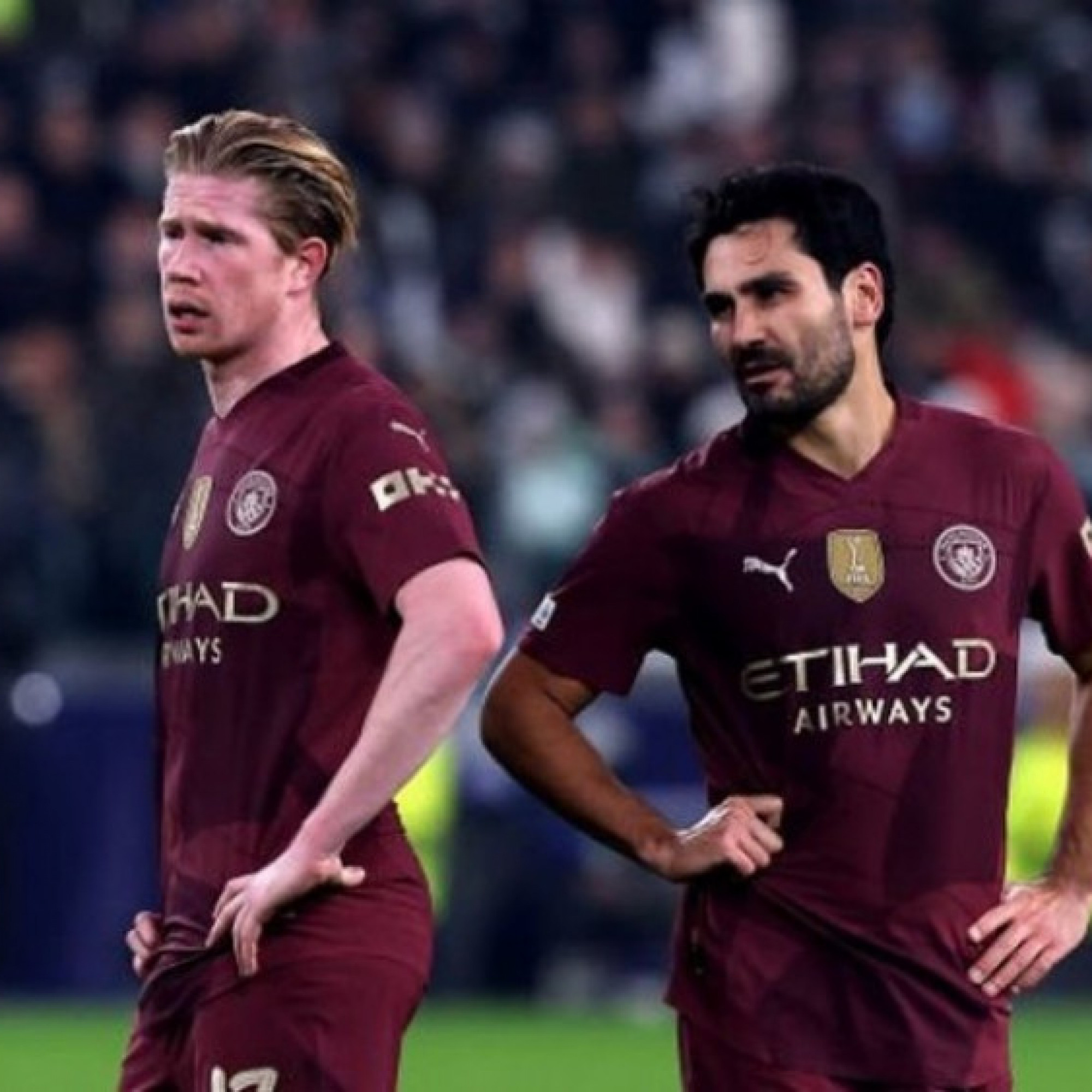  - Fan Man City bị cấm ra về sớm ở trận thua Juventus, De Bruyne chán nản