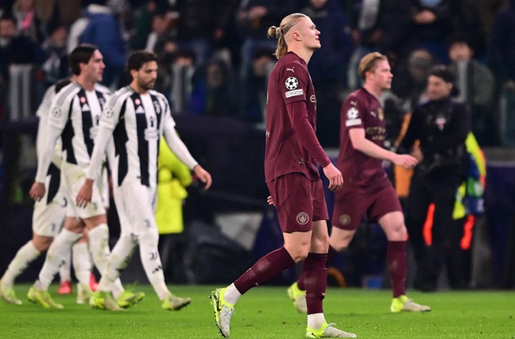Bi kịch Man City: Pep Guardiola tự hại mình, đối thủ không còn sợ - 1