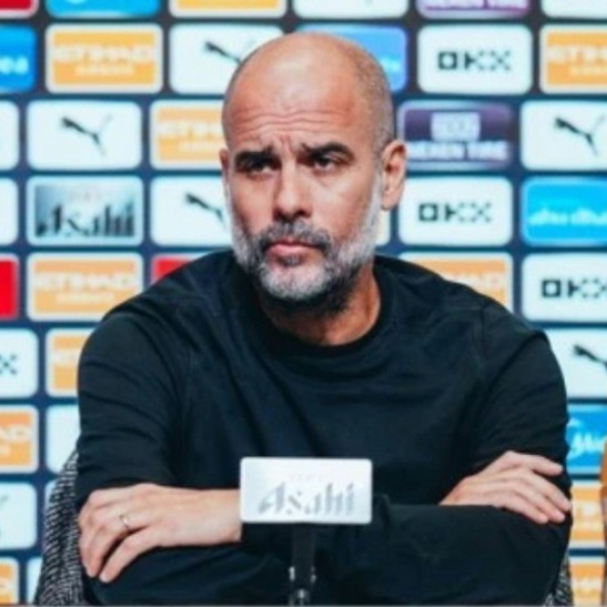  - Man City đấu MU: HLV Guardiola bất lực vì thiếu quân, tính đá 5 hậu vệ