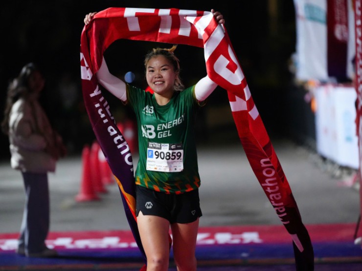 Nông Chang, Hứa Thuận Long vô địch giải marathon được mùa kỷ lục ở Hải Phòng - 1