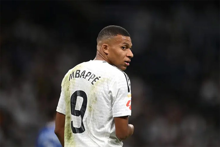 Mbappe muốn khoác áo CLB này nếu không về Real, mơ được đá cạnh 2 huyền thoại - 1