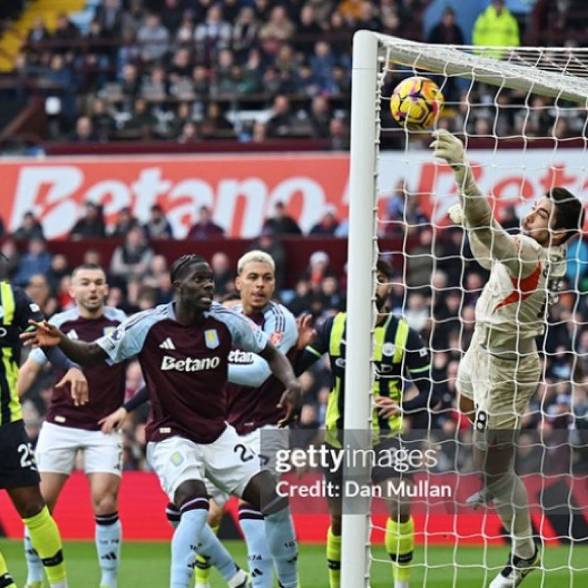  - Video bóng đá Aston Villa - Man City: "Nhà vua" lâm nguy (Ngoại hạng Anh)