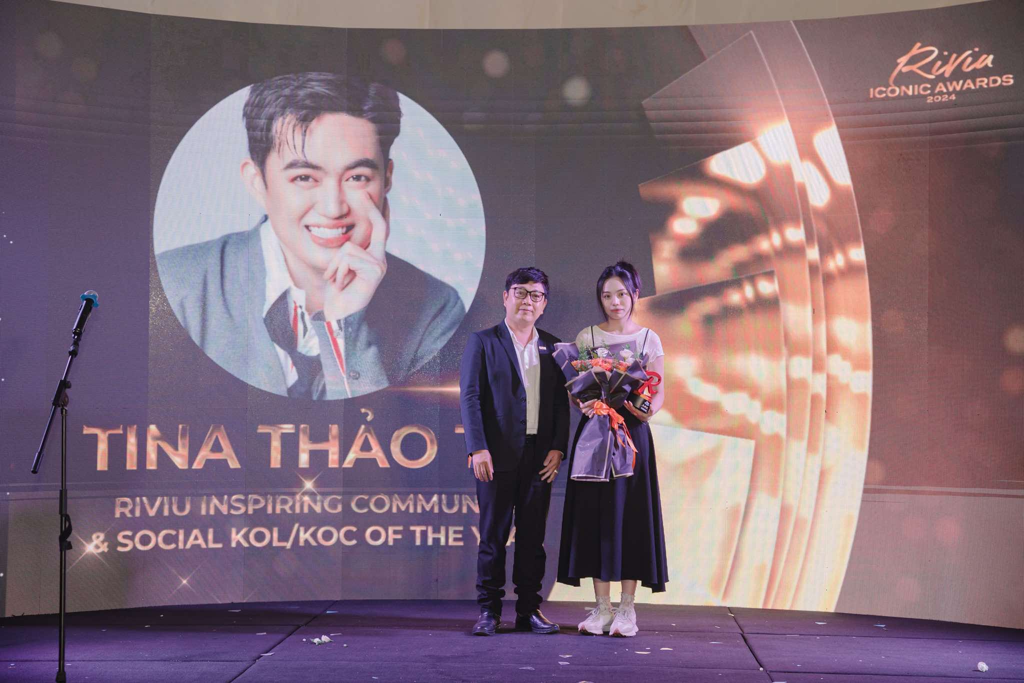 Nhà tù Hỏa Lò, Đảo Phú Quý, Tina Thảo Thi… được vinh danh tại Riviu Iconic Award 2024 - 11