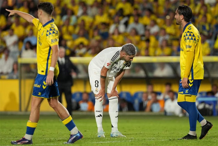 Real Madrid & ác mộng những trận đấu lúc 21h, Mbappe - Bellingham cùng vui - 2