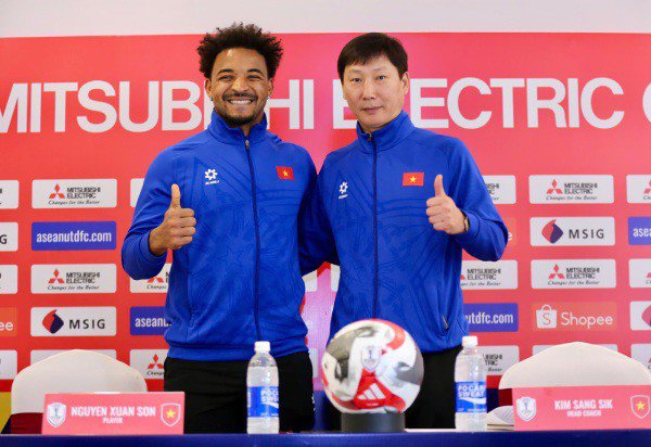 ĐT Việt Nam có Xuân Son, đã mạnh hơn đội hình vô địch AFF Cup 2018 thời thầy Park? - 4
