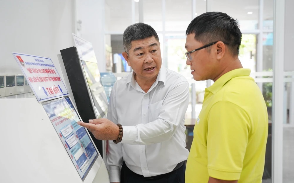 Chuyển đổi số là một điểm sáng của TP.HCM trong năm 2024 - 1