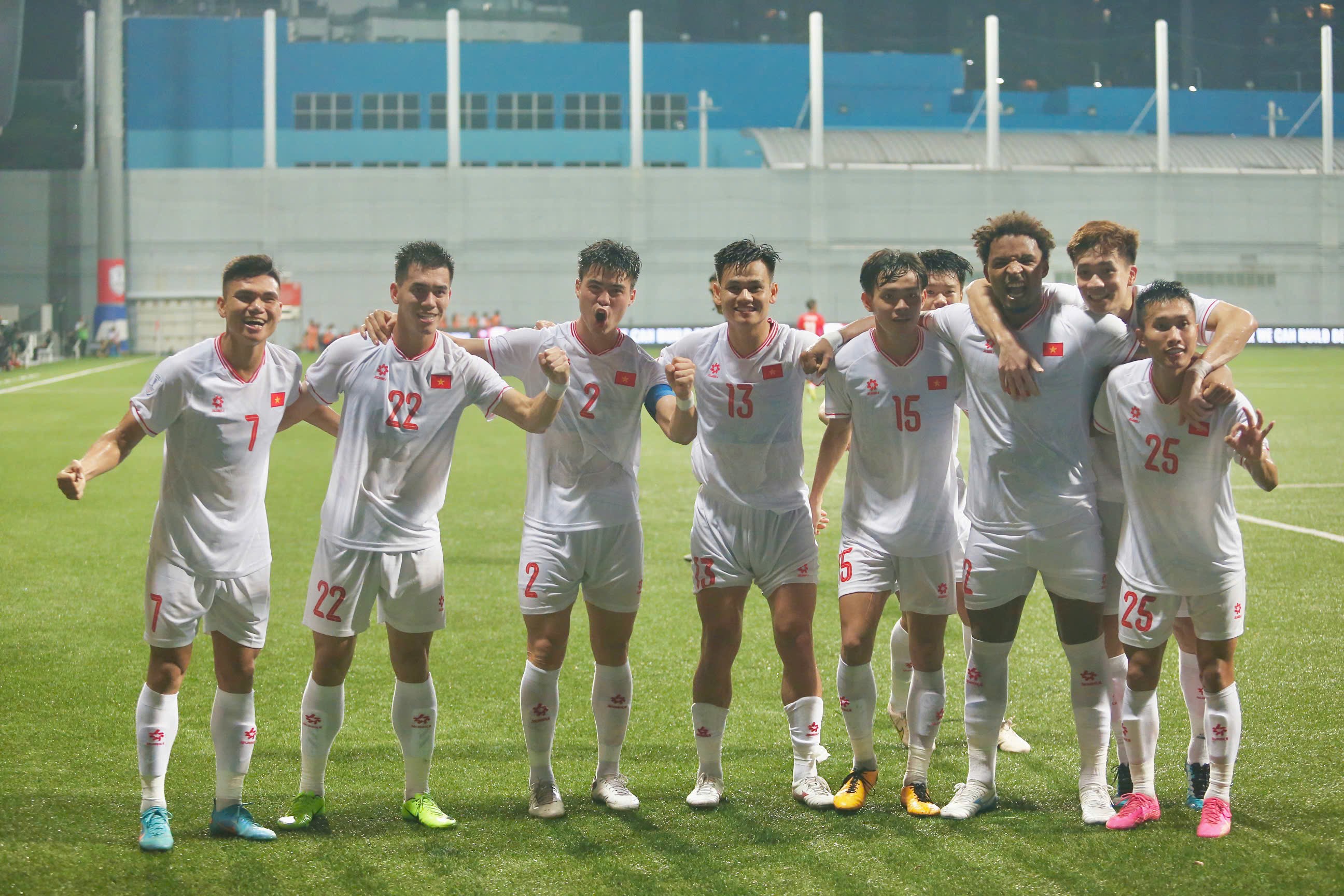 ĐT Việt Nam chạm một tay vào vé chung kết AFF Cup, 3 bài toán với thầy Kim - 1