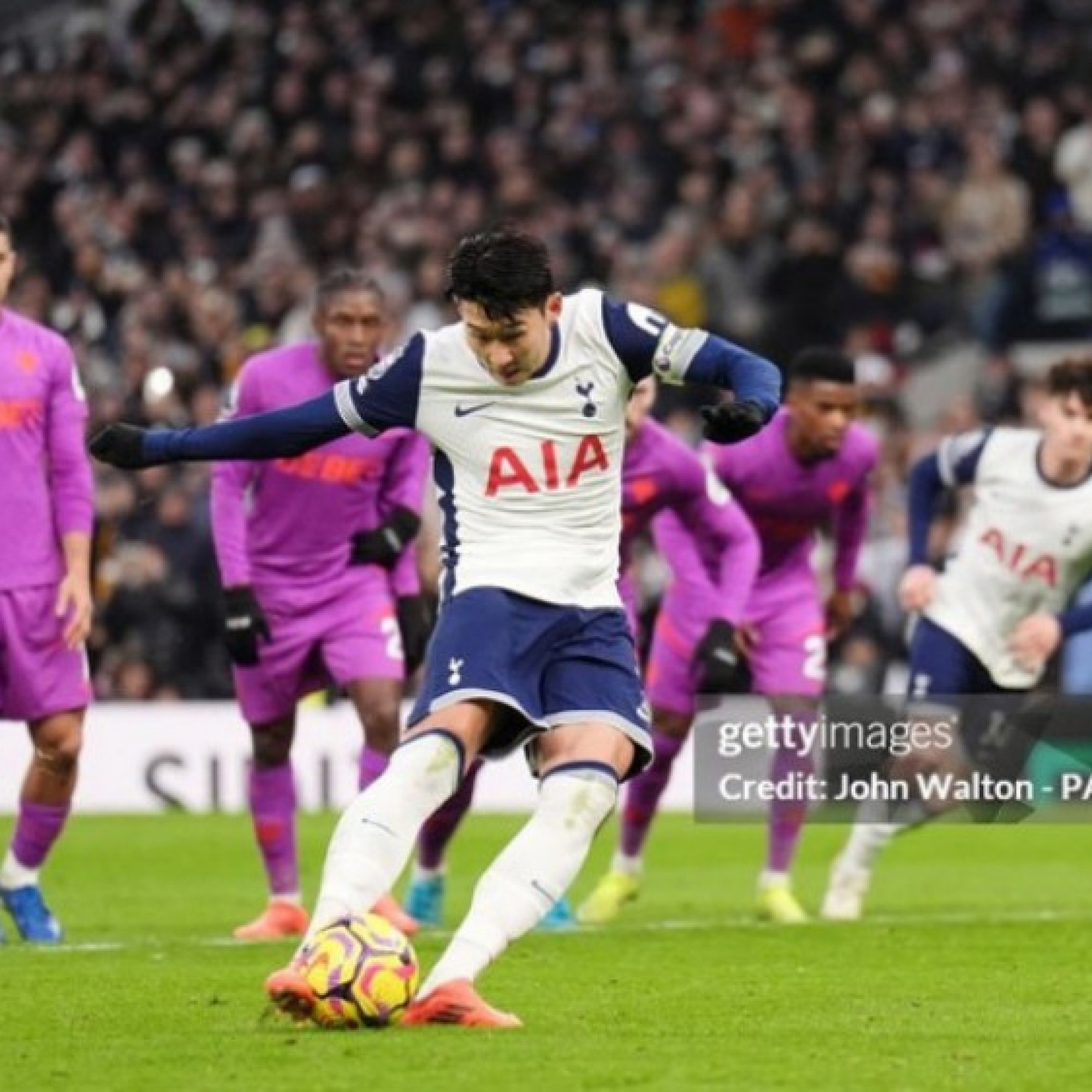  - Video bóng đá Tottenham - Wolves: 4 bàn kịch tính, Son Heung Min hụt 11m (Ngoại hạng Anh)