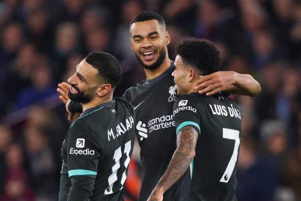 Bảng xếp hạng Ngoại hạng Anh: Nottingham Forest lên nhì bảng, Liverpool bỏ xa phần còn lại - 2