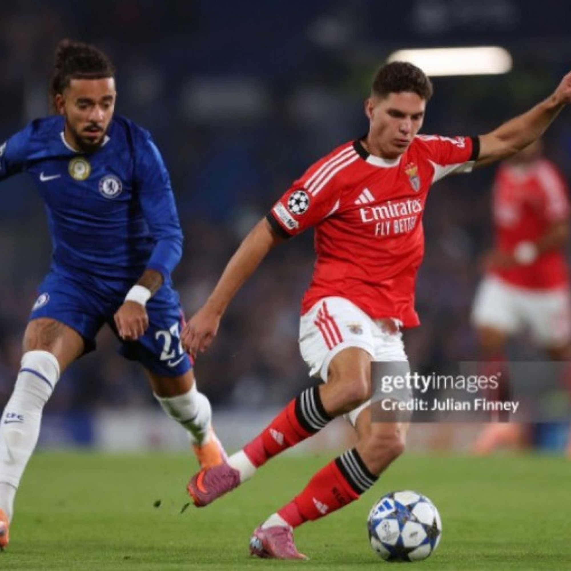  - Trực tiếp bóng đá Chelsea - Benfica: Đội khách nỗ lực gỡ hòa (Champions League)