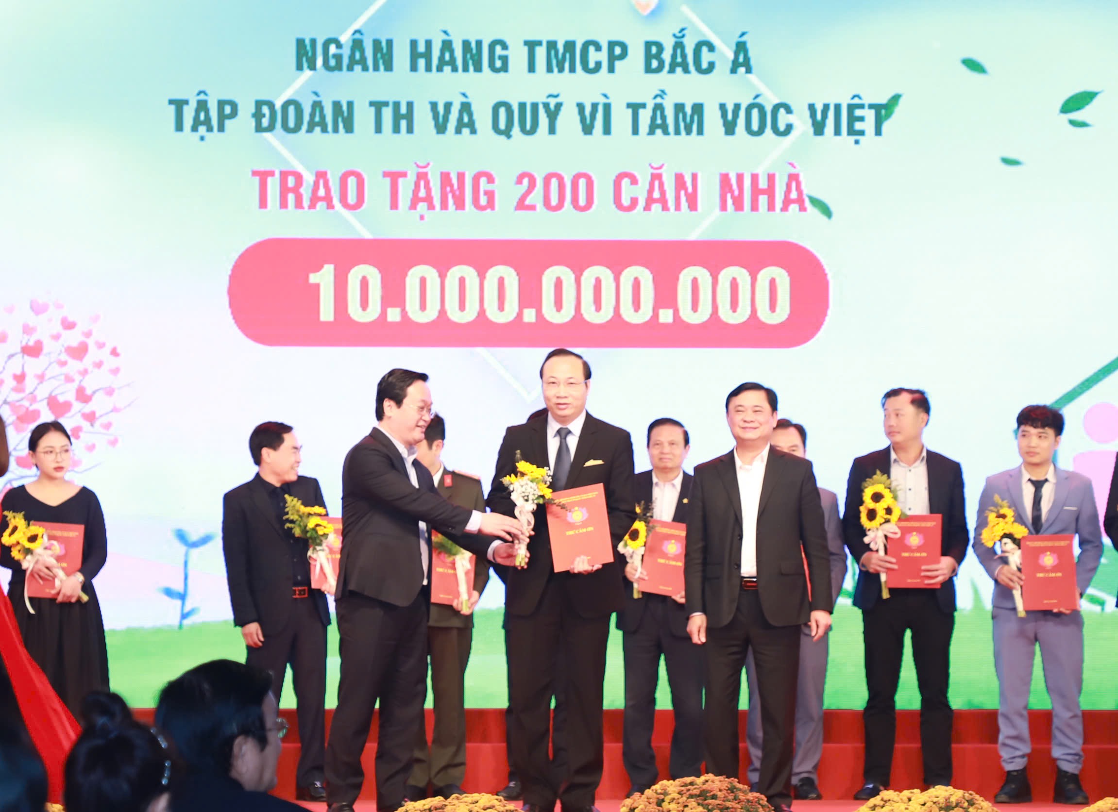 BAC A BANK - Hành trình sẻ chia vì hạnh phúc cộng đồng - 2