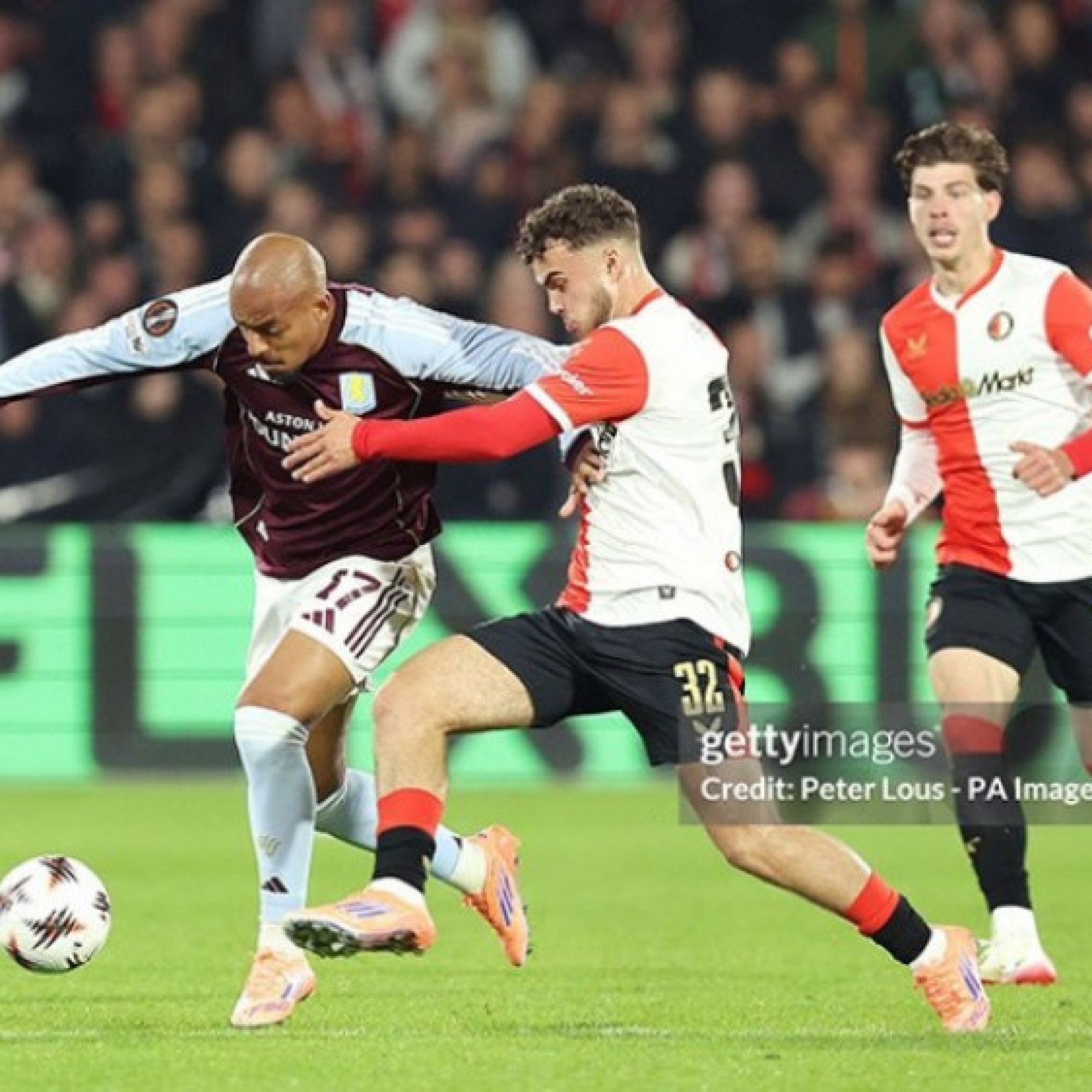 - Video bóng đá Feyenoord - Aston Villa: Bùng nổ hiệp 2, tranh cãi trọng tài (Europa League)