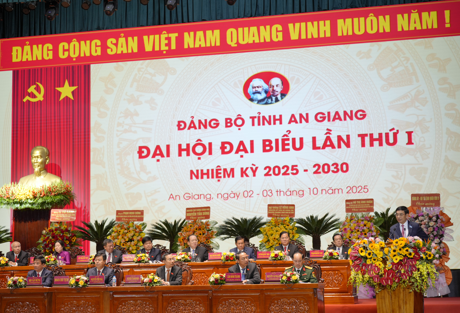 Đại tướng Phan Văn Giang: Nhân dân An Giang trung dũng, kiên cường trong kháng chiến, cần cù, sáng tạo trong lao động - 2