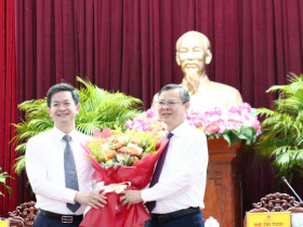  - Ông Trương Cảnh Tuyên được bầu giữ chức Chủ tịch UBND TP Cần Thơ
