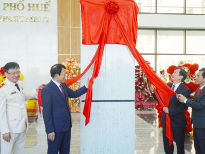 Tin trong nước - Đại tướng Lương Tam Quang dự Lễ gắn biển công trình cơ sở làm việc Công an TP Huế