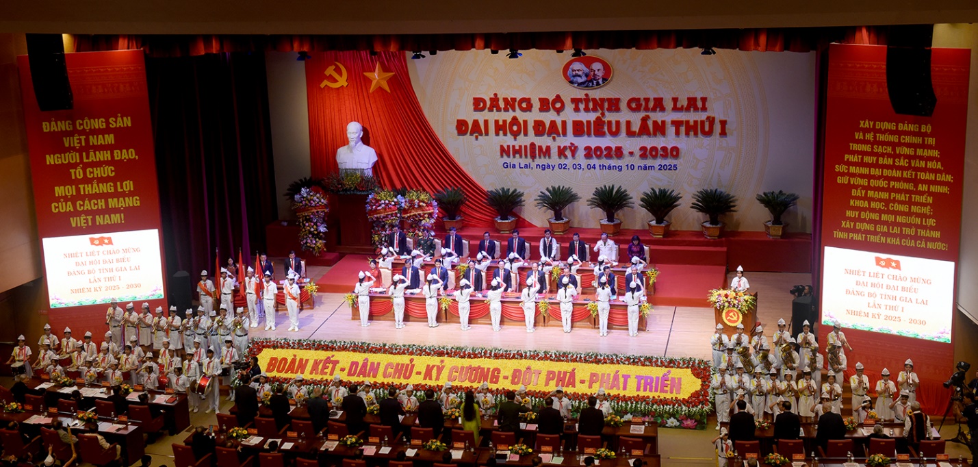 Xây dựng Gia Lai thành cực tăng trưởng quan trọng của miền Trung - Tây Nguyên - 7