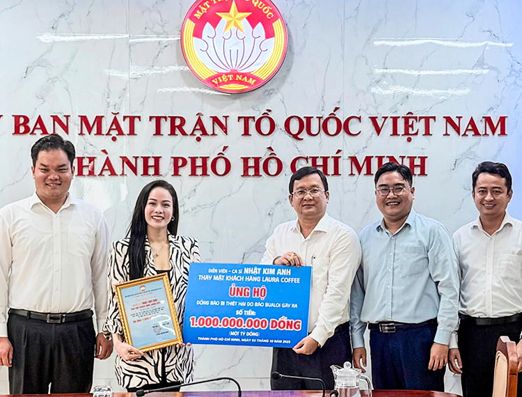 Thành phố mang tên Bác hướng về bà con bị ảnh hưởng bão số 10: Hành trình sẻ chia yêu thương
