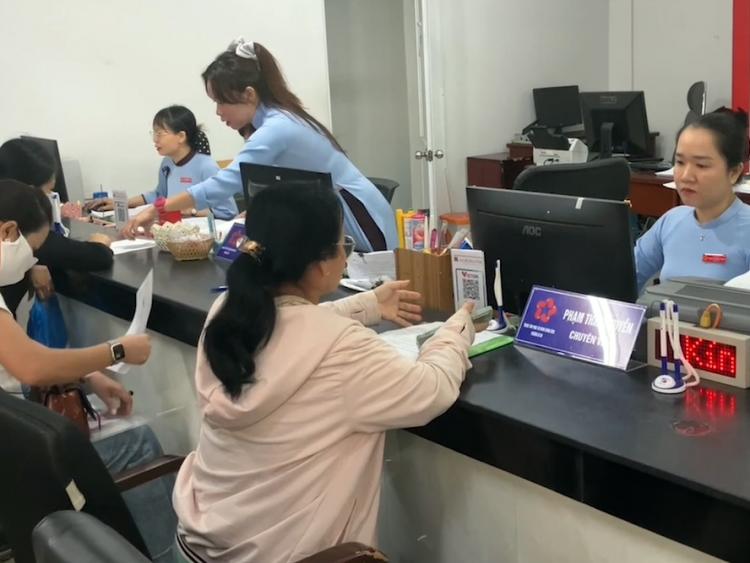 TP.HCM: Không để tổ chức, cá nhân đi lại quá một lần để bổ sung hồ sơ