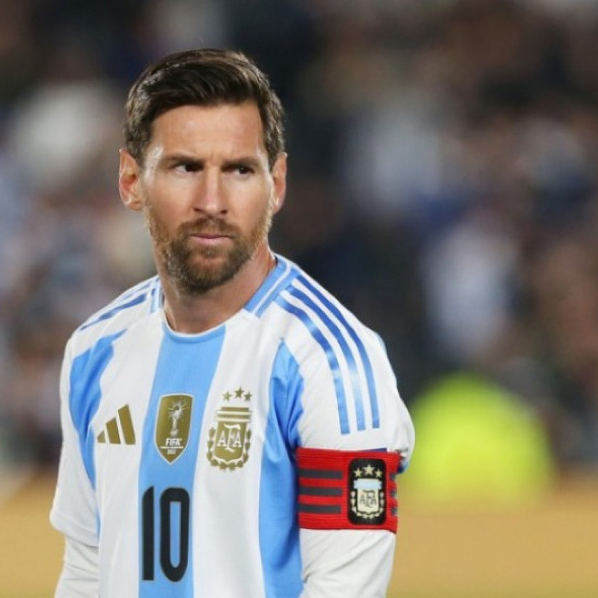  - Tin mới nhất bóng đá sáng 4/10: Messi vẫn được triệu tập lên ĐT Argentina 