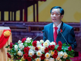  - Ông Nguyễn Văn Phương được bầu giữ chức Bí thư Thành ủy Huế khóa XVII