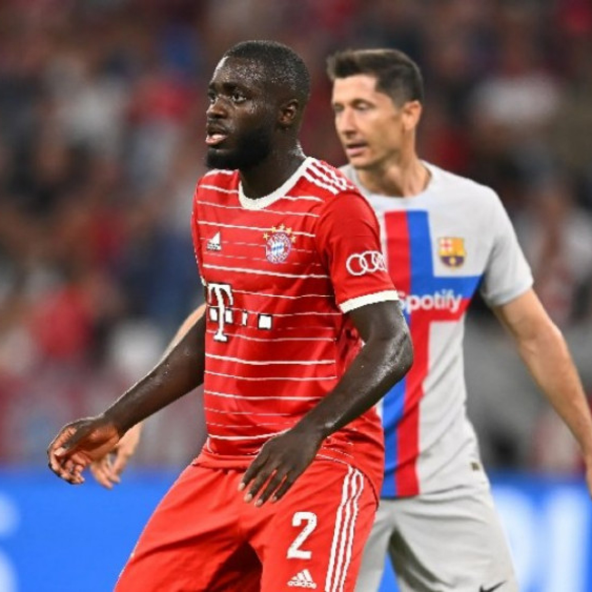  - Flick đòi mua sao Bayern, Laporta lên tiếng về nội bộ Barca sau trận thua PSG