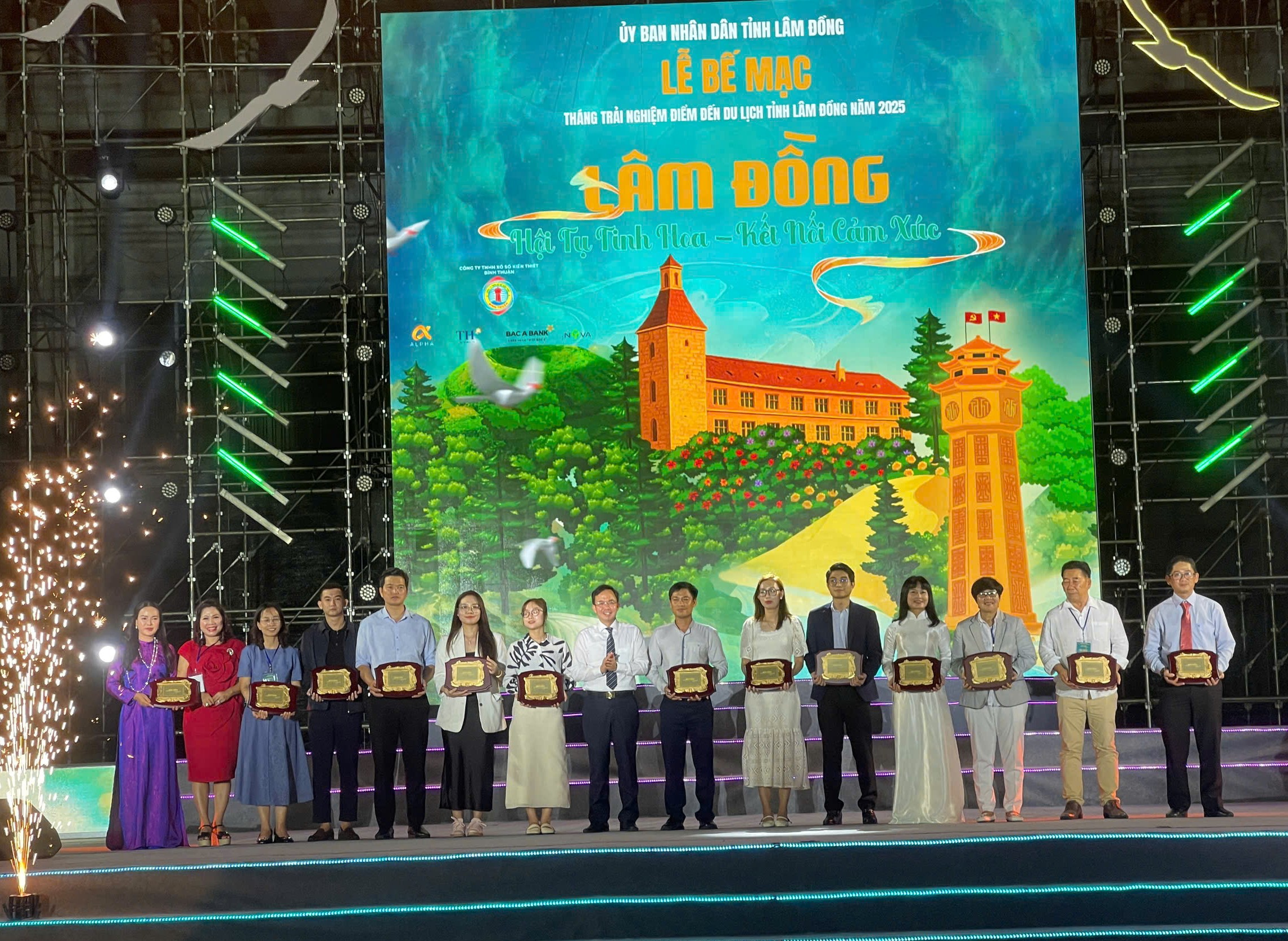 Tháng trải nghiệm du lịch Lâm Đồng để lại nhiều ấn tượng tốt đẹp trong lòng du khách - 2