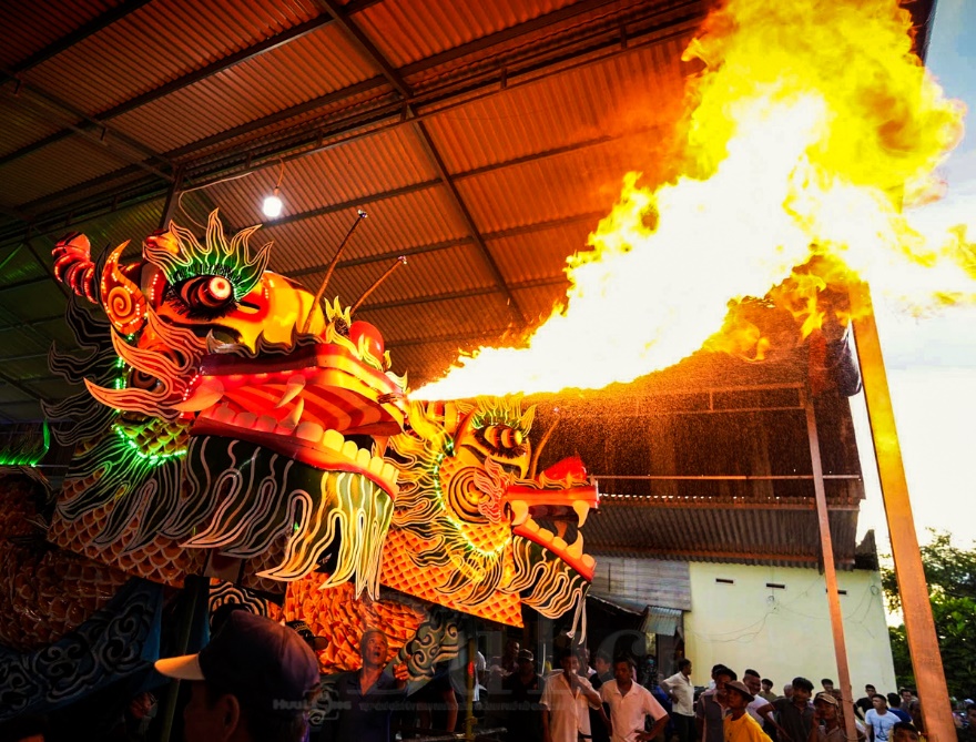 Rồng phun lửa rực sáng trời Thu, rộn ràng tập luyện đón Hội yến Diêu Trì - 5