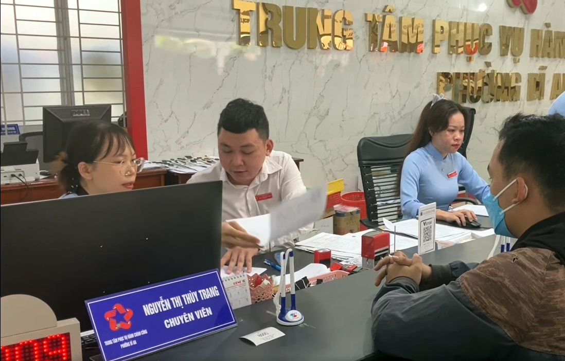 Chủ tịch UBND TP.HCM Nguyễn Văn Được: Kiên định mục tiêu tăng trưởng trên 8,5% - 2