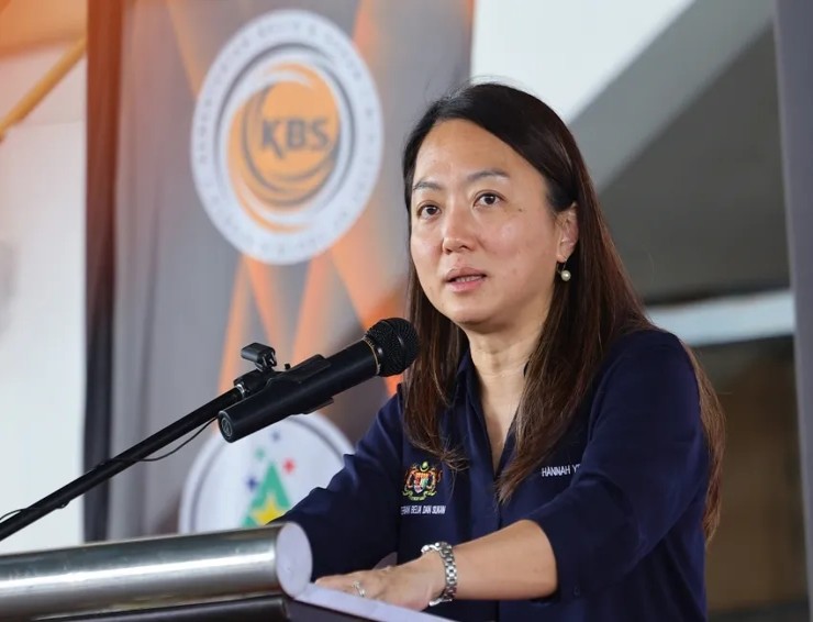 LĐBĐ Malaysia quyết tâm "phản công" FIFA, nữ Bộ trưởng bày tỏ sự "tổn thương" - 1