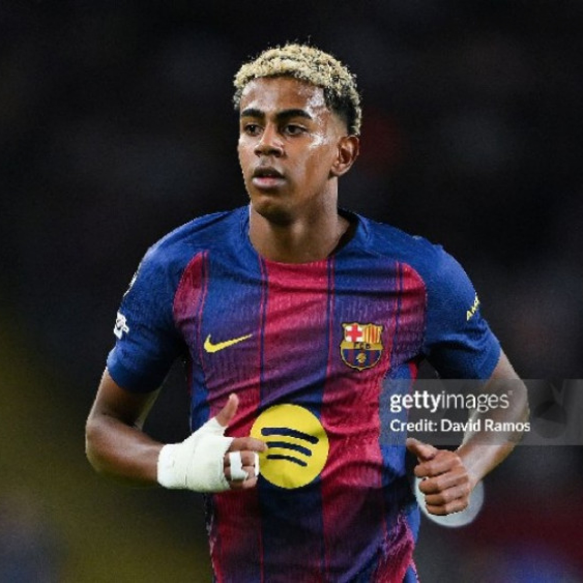  - PSG hỏi mua Yamal giá kỷ lục 230 triệu euro, Barcelona đứng trước bài toán lịch sử