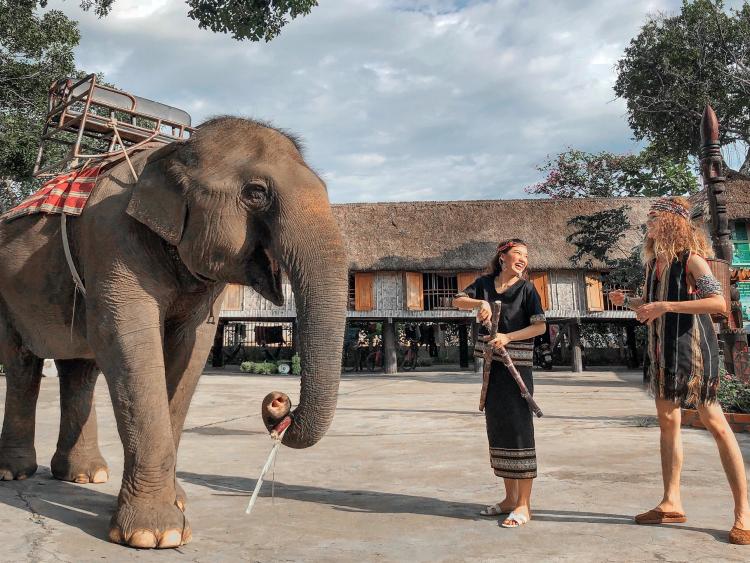 Khánh Hòa và Đắk Lắk hợp tác phát triển sản phẩm du lịch “núi và biển”