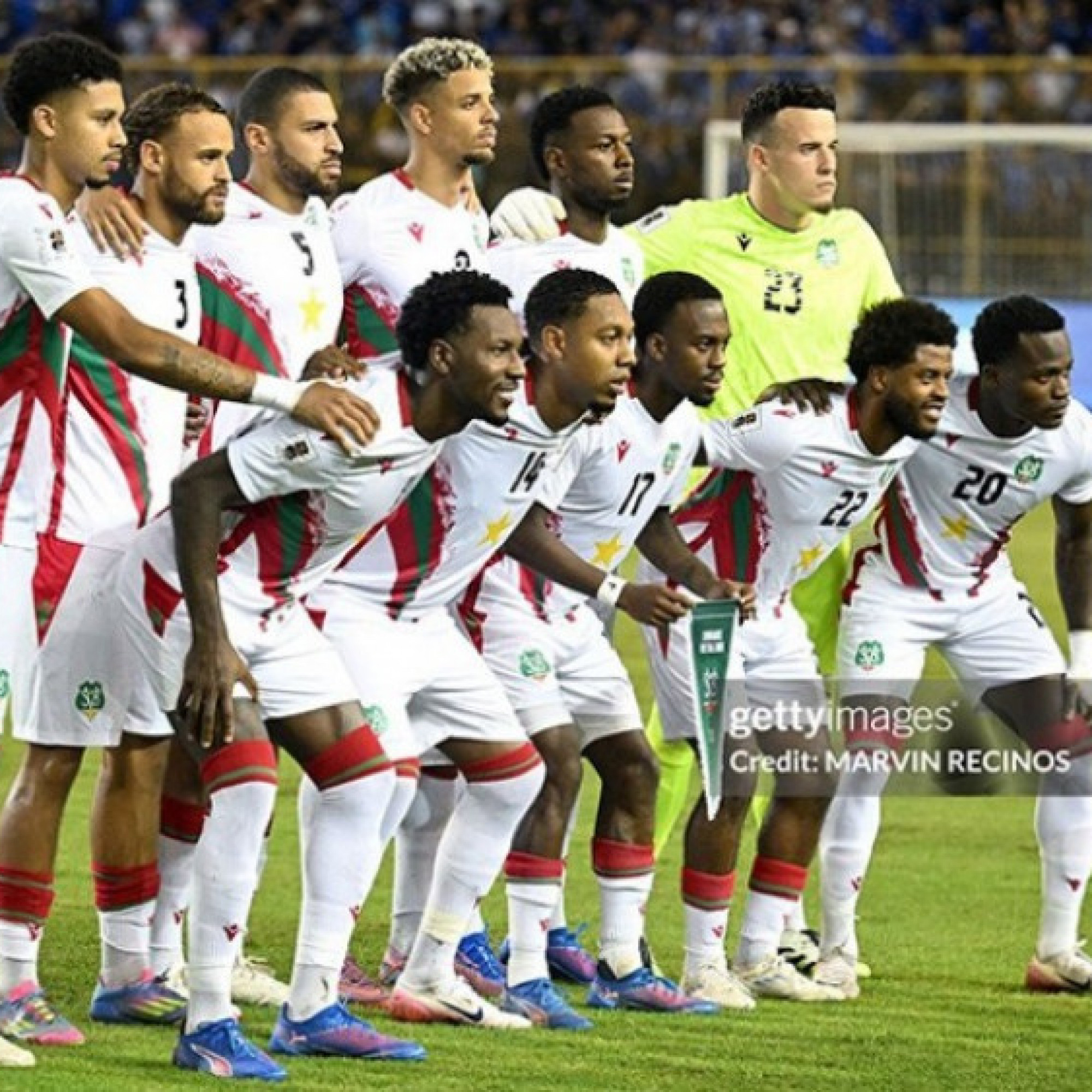  - Quốc gia có diện tích bằng 1/2 Việt Nam sắp dự World Cup: Chờ tuyển "Hà Lan B" tung hoành