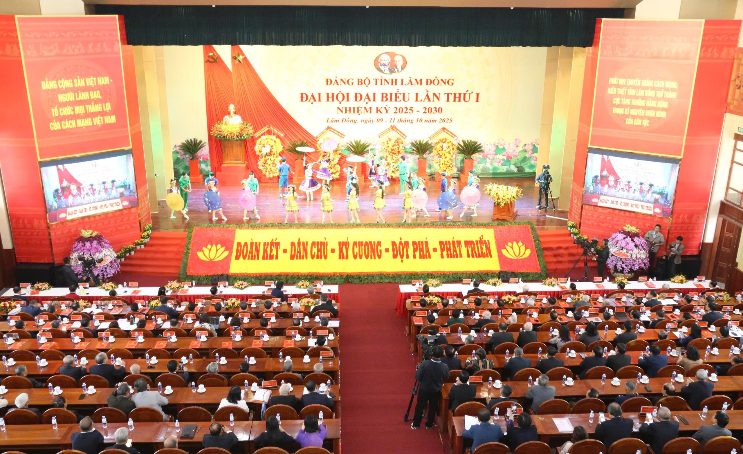 Đại hội đại biểu Đảng bộ tỉnh Lâm Đồng lần thứ I: Lấy phát triển kinh tế - xã hội là nhiệm vụ trung tâm - 3