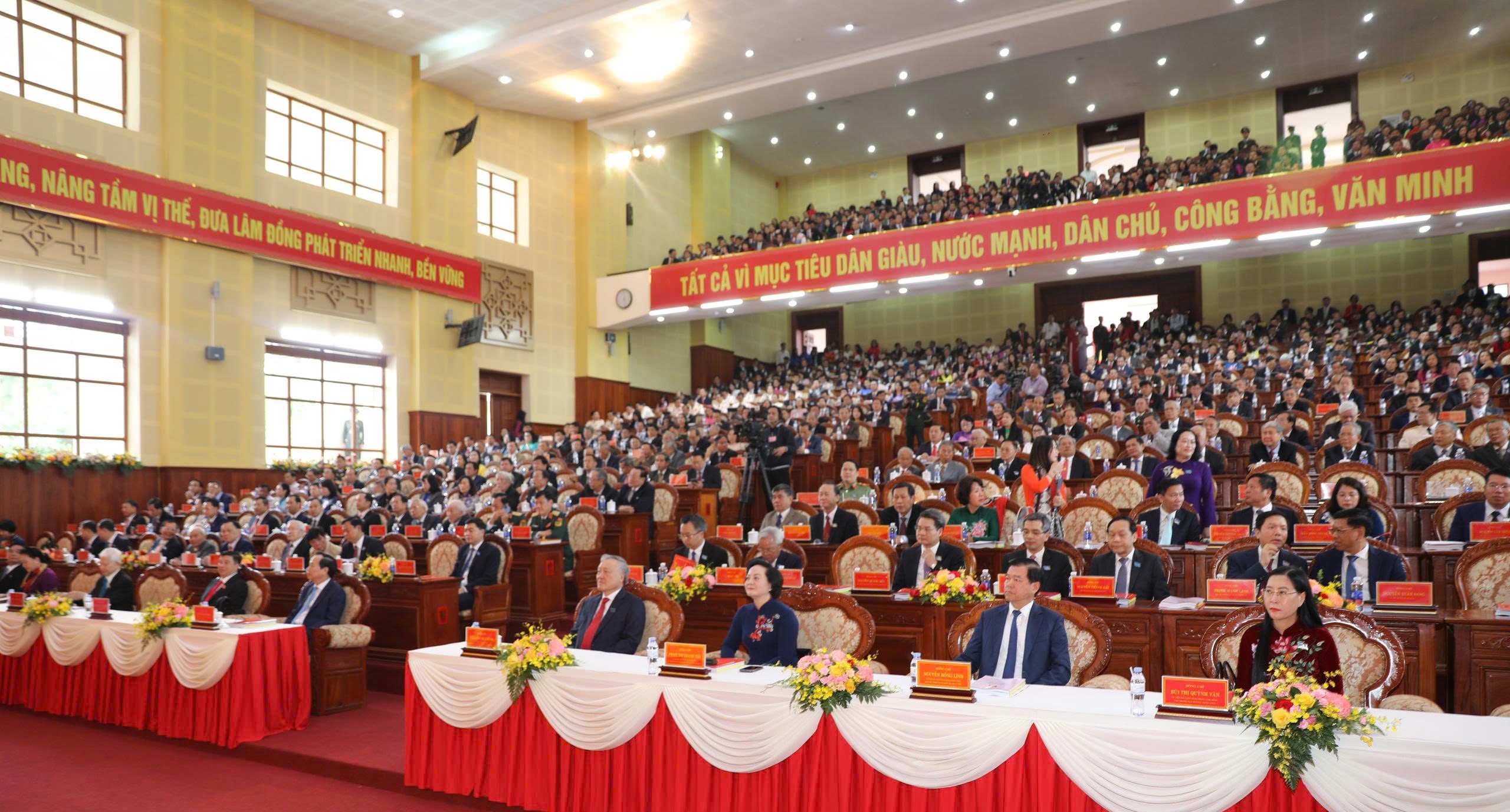 Đại hội đại biểu Đảng bộ tỉnh Lâm Đồng lần thứ I: Lấy phát triển kinh tế - xã hội là nhiệm vụ trung tâm - 2