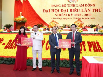  - Lâm Đồng ủng hộ gần 28 tỷ đồng giúp đồng bào bị lũ lụt