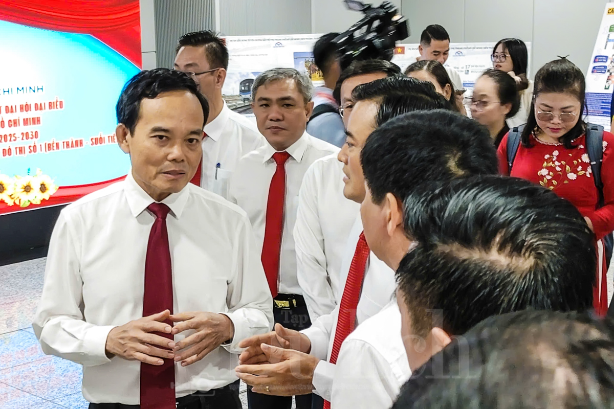 Bí thư Trần Lưu Quang dẫn đầu đoàn Đại biểu TP.HCM ‘mục sở thị’ metro số 1 - 4