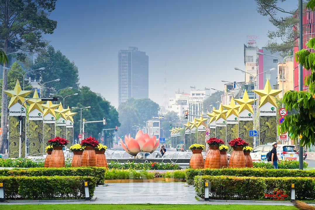 Thành phố Hồ Chí Minh – Siêu đô thị và động lực phát triển của Việt Nam - 1