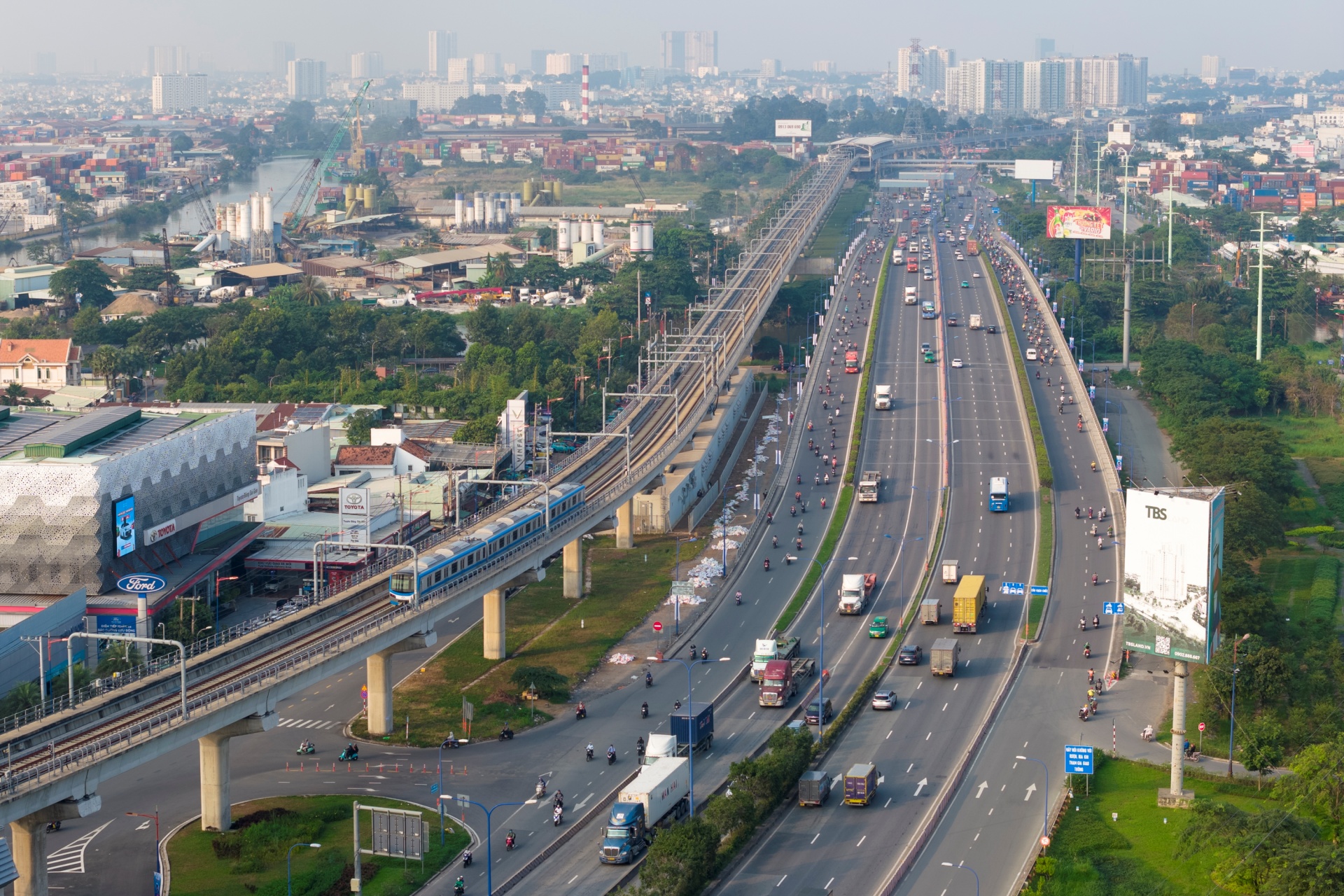 Thành phố Hồ Chí Minh – Siêu đô thị và động lực phát triển của Việt Nam - 3
