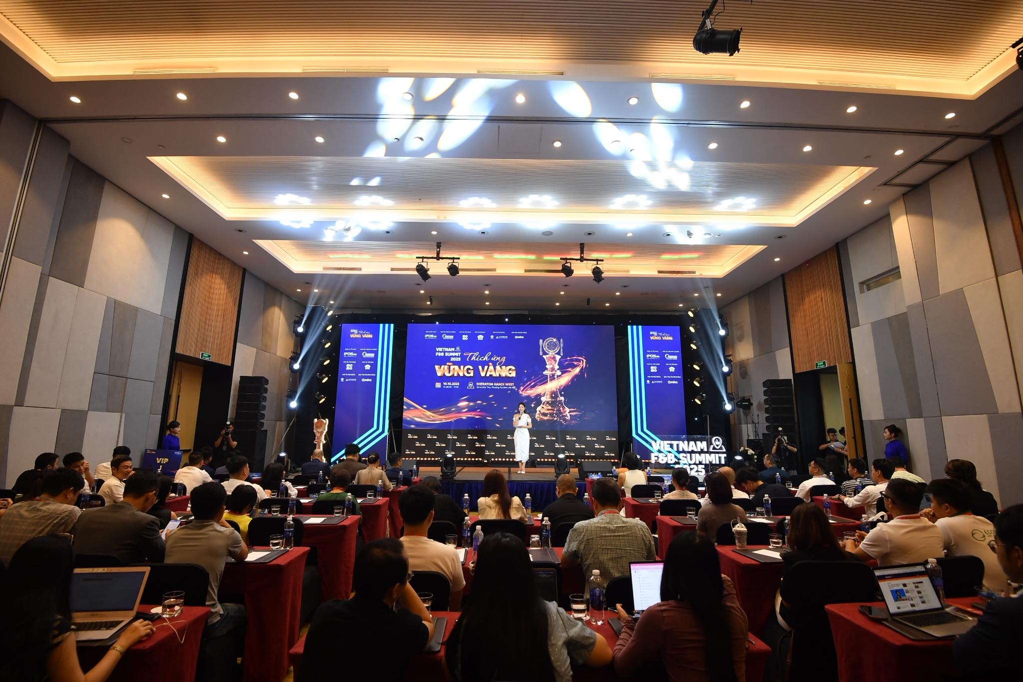 Thị trường F&B Việt Nam 2025: Mô hình 'siêu rẻ' trở thành xu hướng giữa 'bão' tăng giá - 1