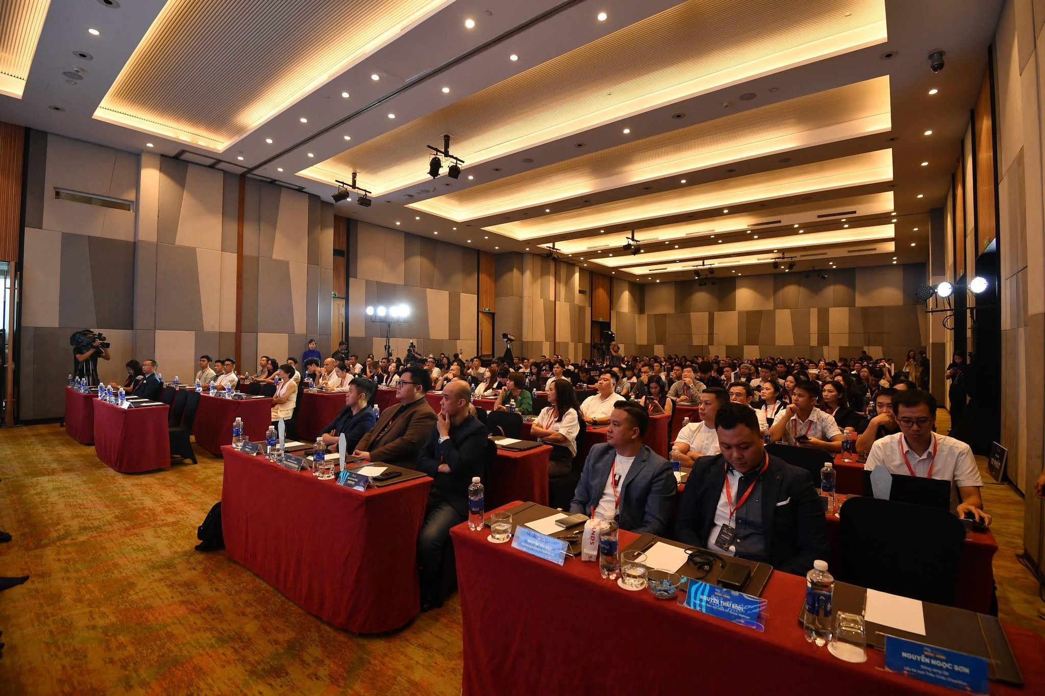 Thị trường F&B Việt Nam 2025: Mô hình 'siêu rẻ' trở thành xu hướng giữa 'bão' tăng giá - 2