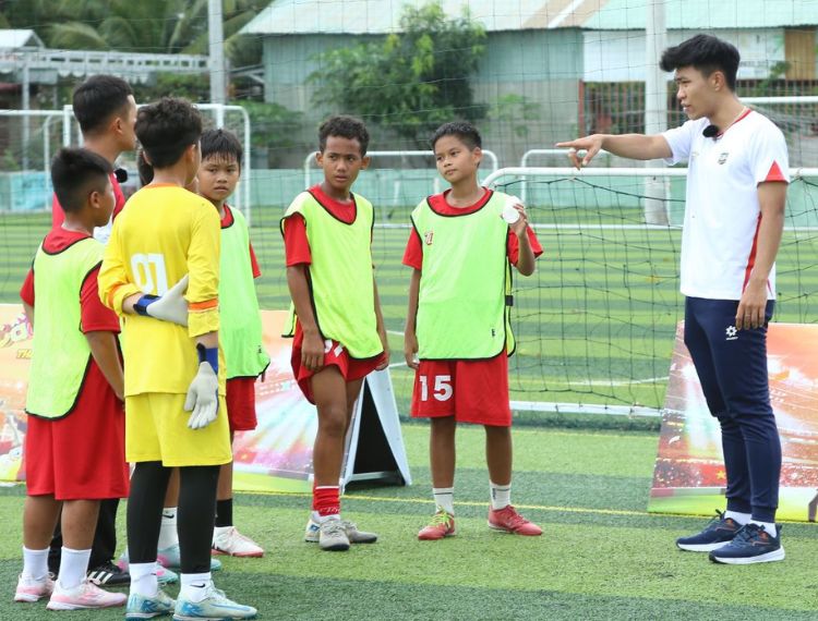Tập 4 Cầu thủ nhí 2025: Lý Đức dẫn dắt đội thắng “nghẹt thở” trước Bi Max