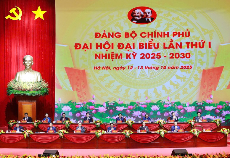Khát vọng, bản lĩnh, trí tuệ - Đảng bộ Chính phủ tiên phong, vững bước cùng dân tộc trong kỷ nguyên mới - 2