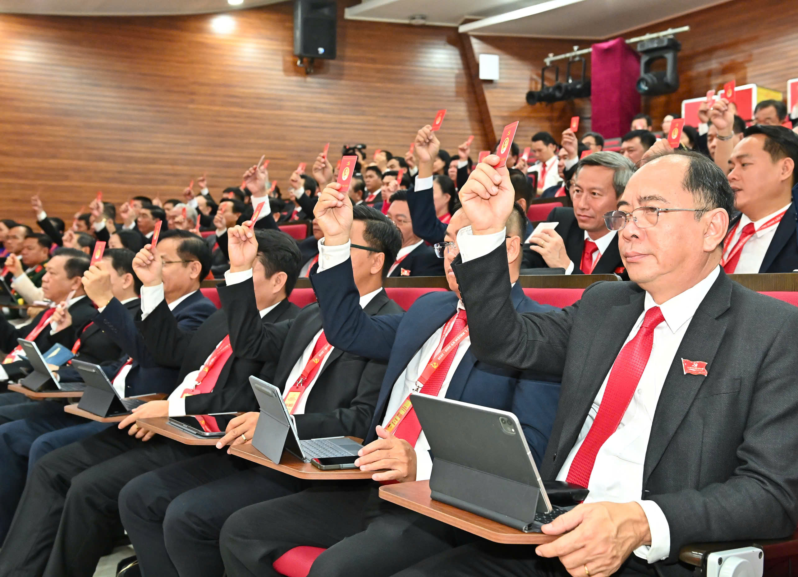 Bí thư Thành ủy TPHCM: Đại hội có cuộc cải cách lớn về tư duy, nhận thức - 6