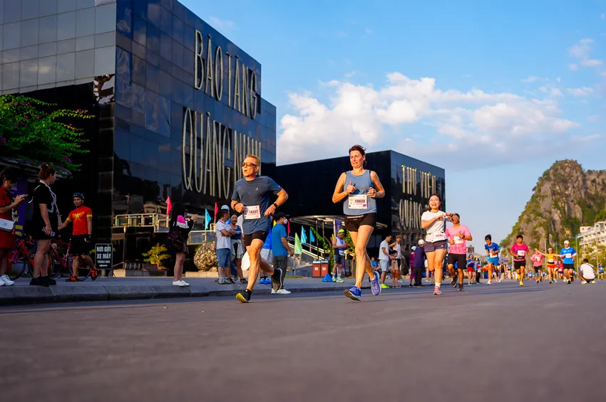 Giải Marathon quốc tế Di sản Hạ Long được cấp Nhãn thế giới - 1