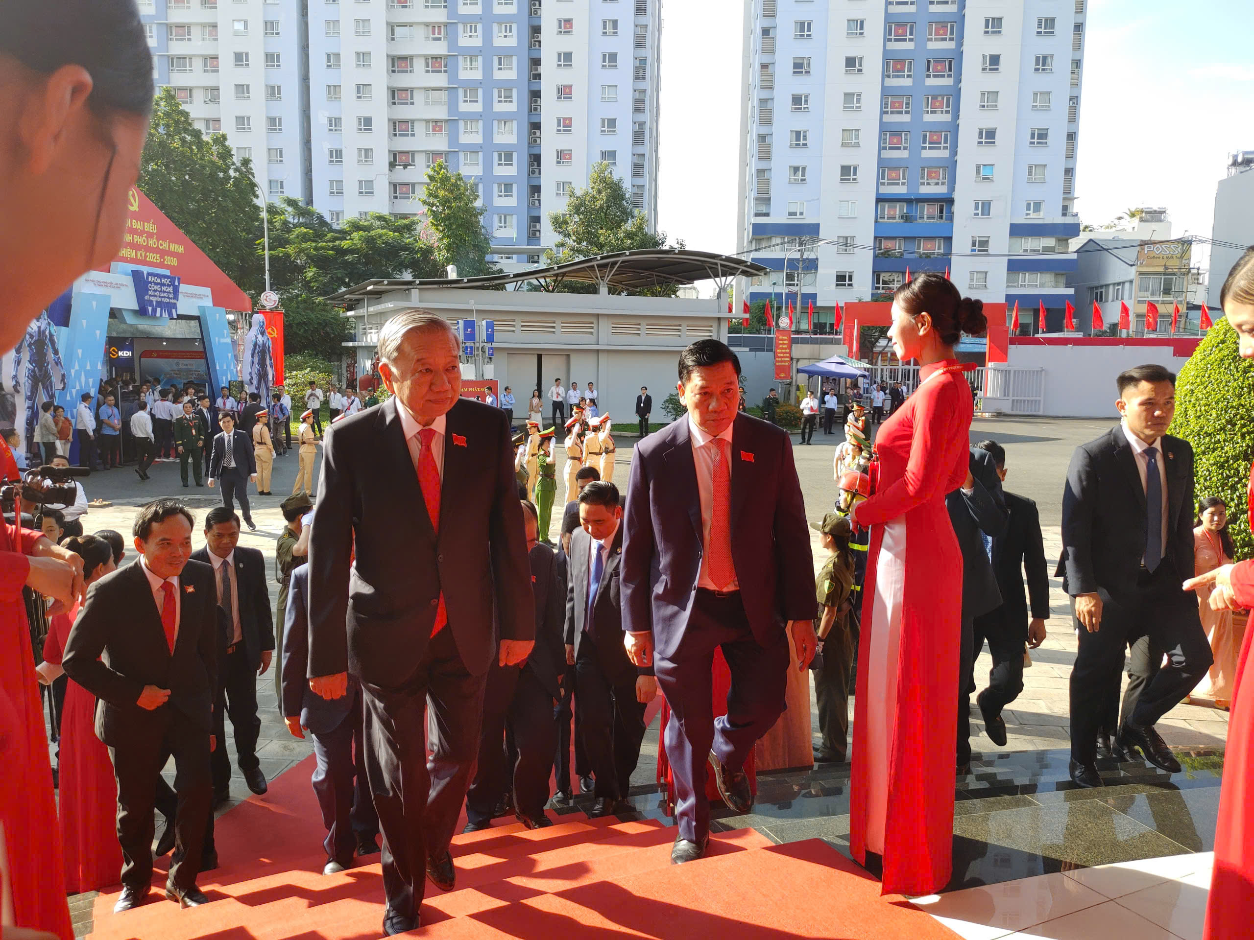 Trực tiếp Đại hội đại biểu Đảng bộ TP.HCM lần thứ I, nhiệm kỳ 2025 - 2030 - 6